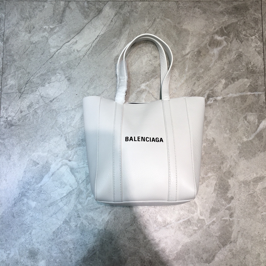 EVERYDAY XXS TOTE BAG, BALENCIAGA HANDBAGS