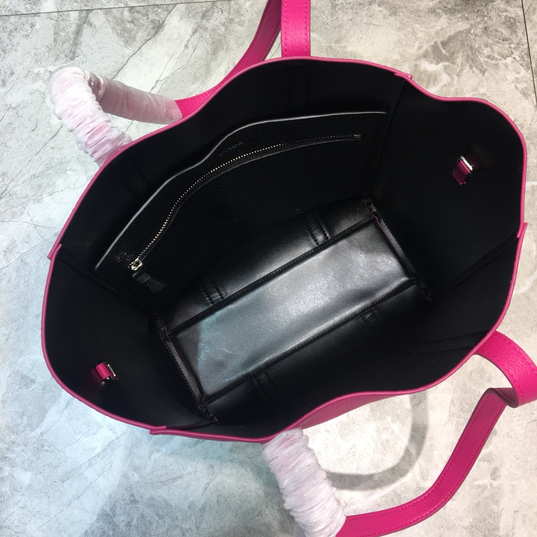 EVERYDAY XS TOTE BAG, BALENCIAGA HANDBAGS