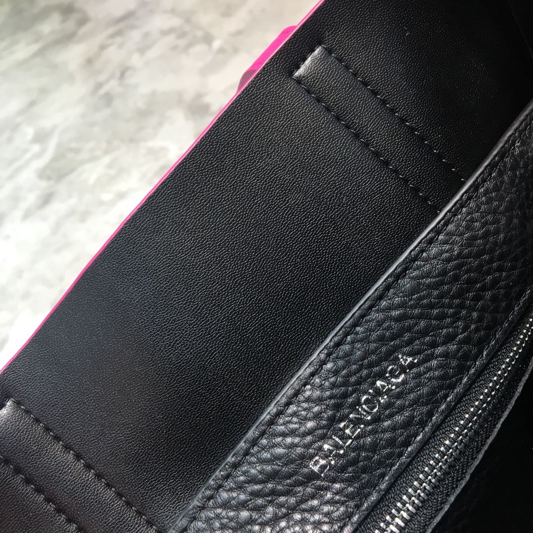 EVERYDAY XS TOTE BAG, BALENCIAGA HANDBAGS