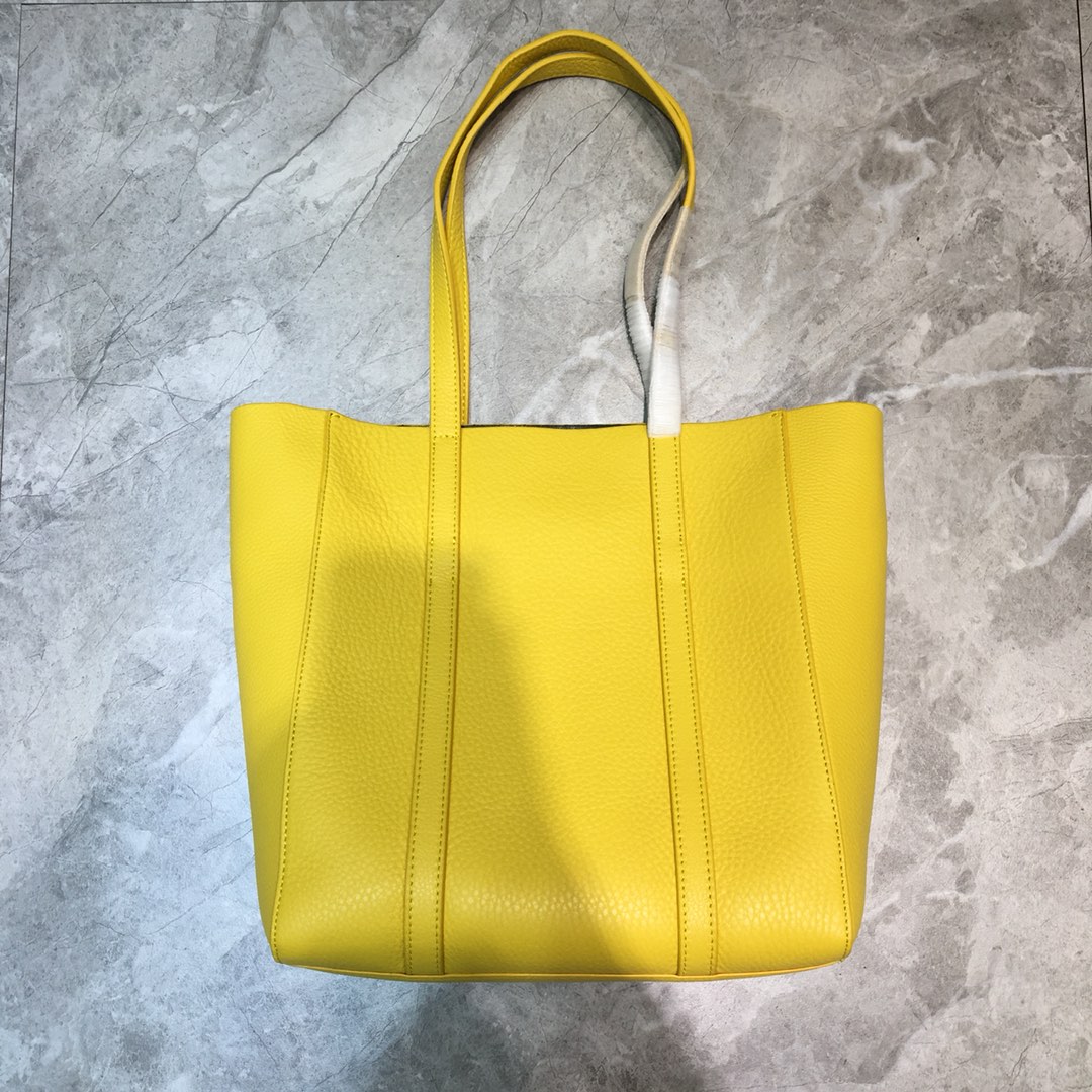 EVERYDAY XS TOTE BAG, BALENCIAGA HANDBAGS