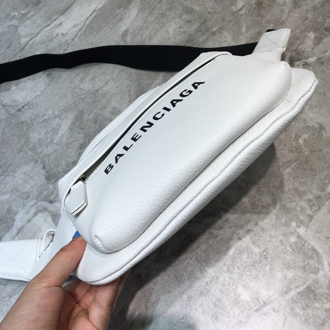 EVERYDAY XS BELTPACK, BALENCIAGA HANDBAG