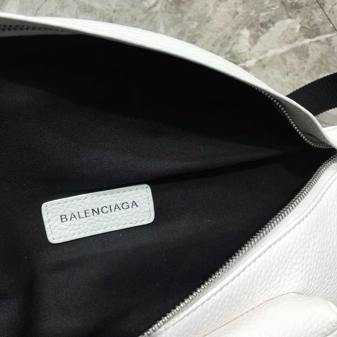 EVERYDAY XS BELTPACK, BALENCIAGA HANDBAG
