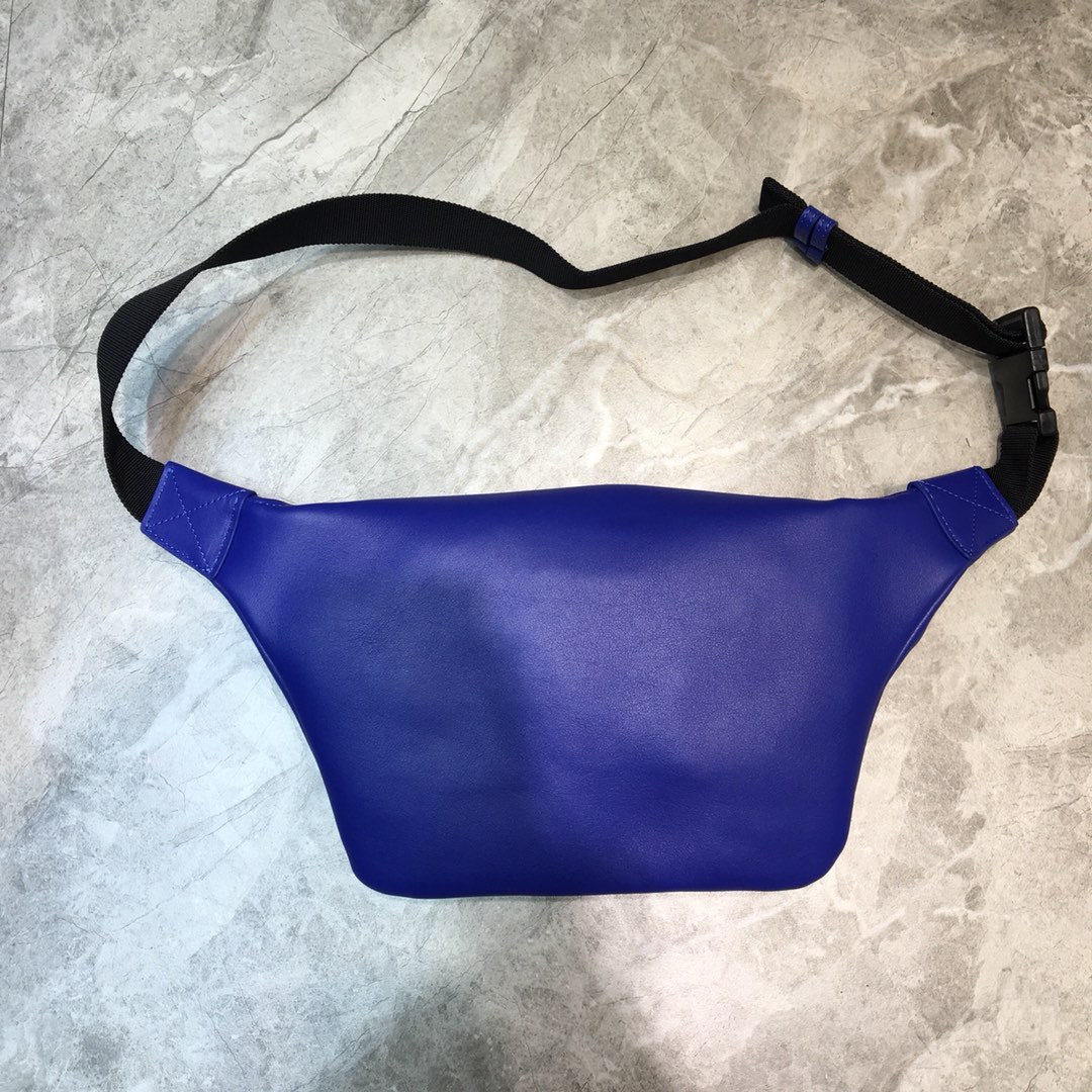 EVERYDAY XS BELTPACK, BALENCIAGA HANDBAG