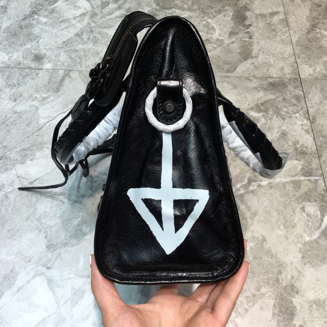 CLASSIC CITY SMALL SHOULDER BAG, BALENCIAGA HANDBAGS