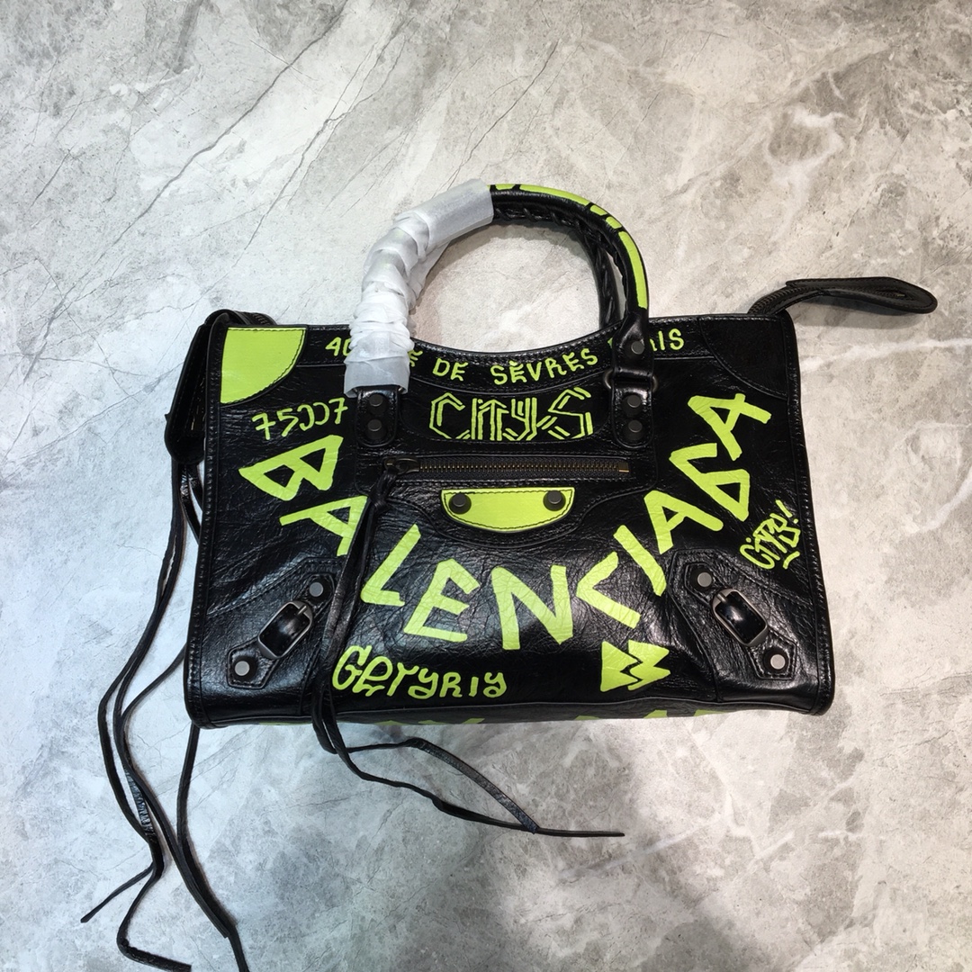 CLASSIC CITY SMALL SHOULDER BAG, BALENCIAGA HANDBAGS