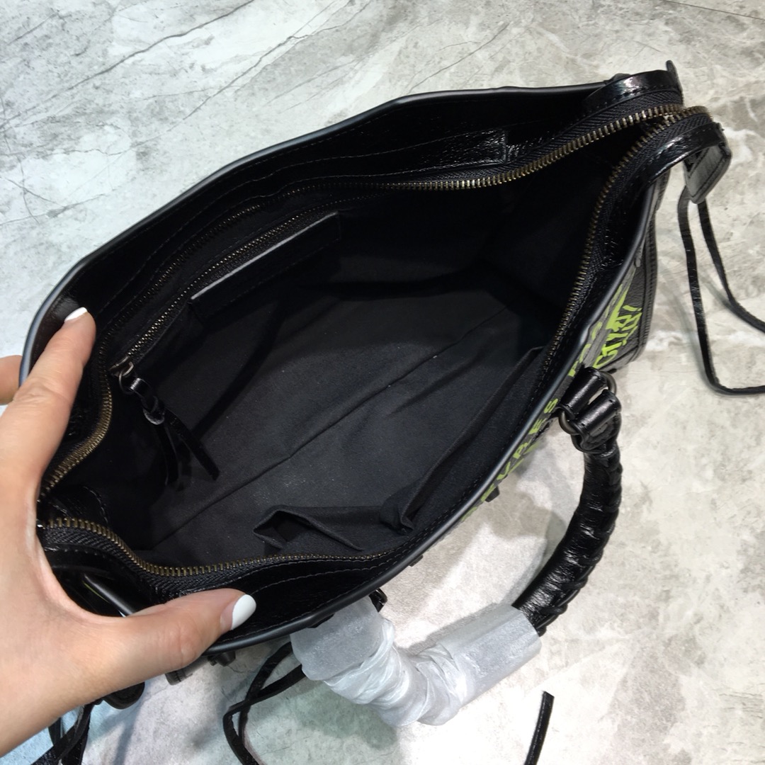 CLASSIC CITY SMALL SHOULDER BAG, BALENCIAGA HANDBAGS