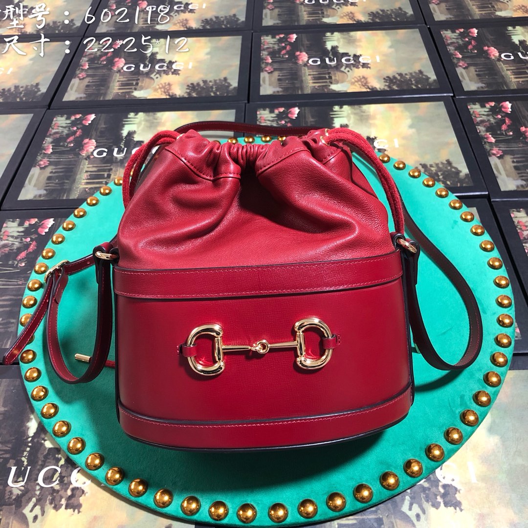 602118 Gucci 1955 Horsebit bucket bag