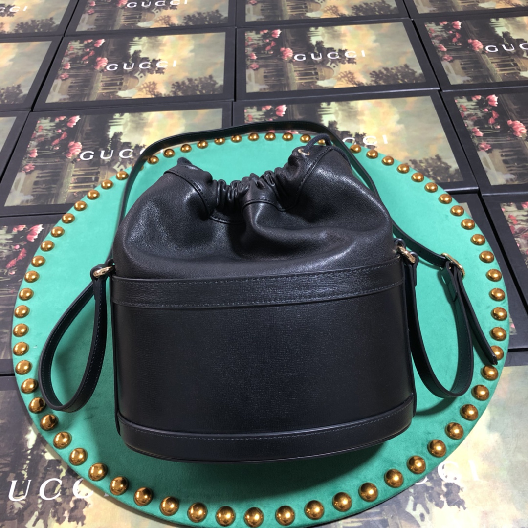 602118 Gucci 1955 Horsebit bucket bag