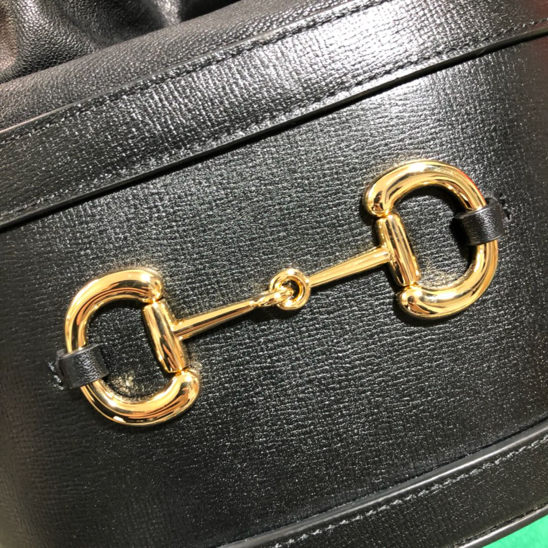 602118 Gucci 1955 Horsebit bucket bag