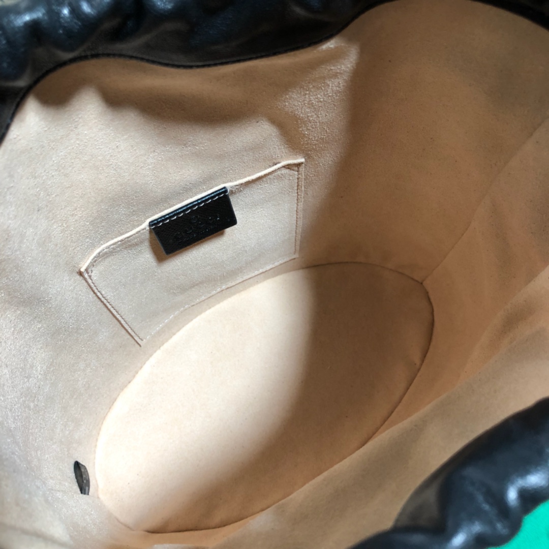 602118 Gucci 1955 Horsebit bucket bag