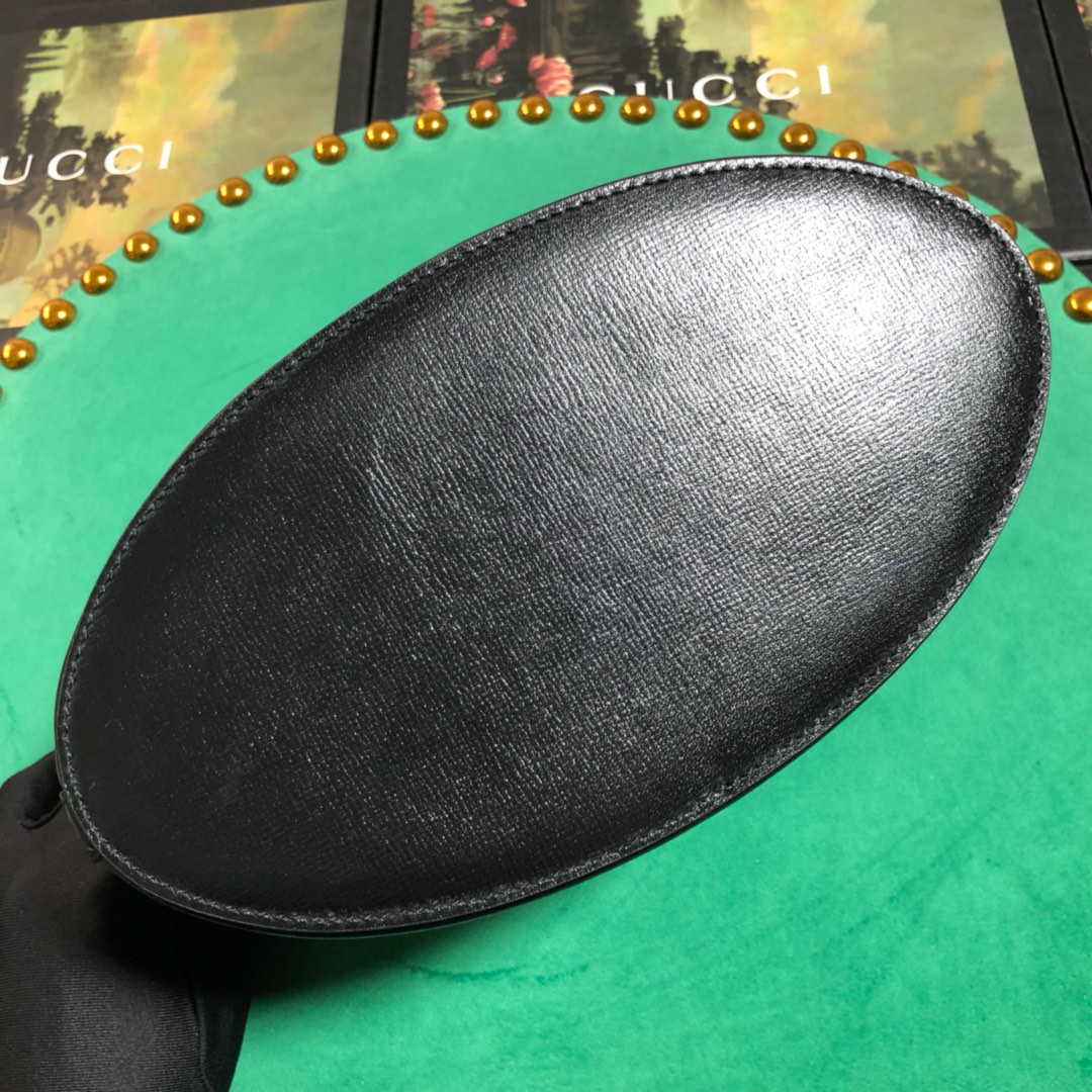 602118 Gucci 1955 Horsebit bucket bag