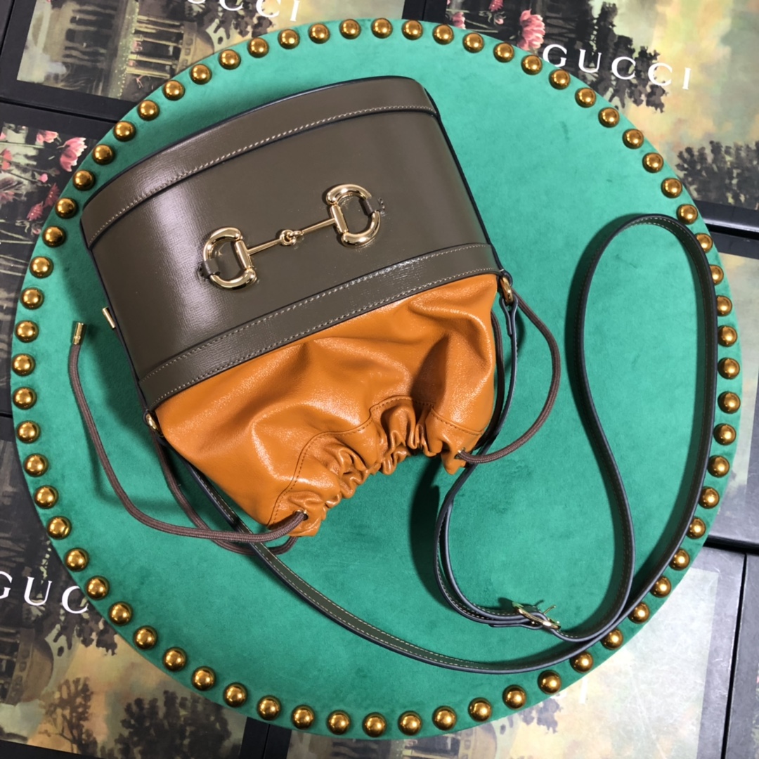 602118 Gucci 1955 Horsebit bucket bag