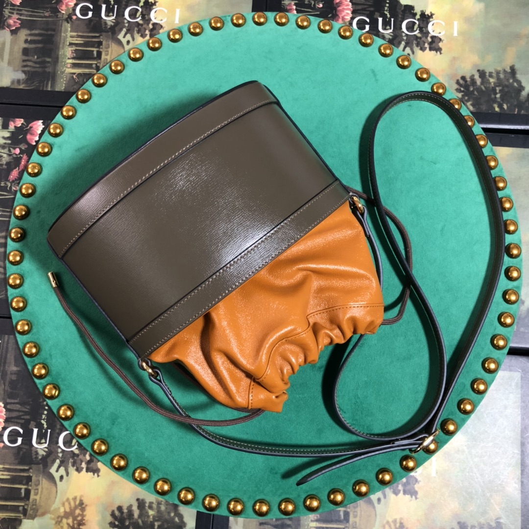 602118 Gucci 1955 Horsebit bucket bag