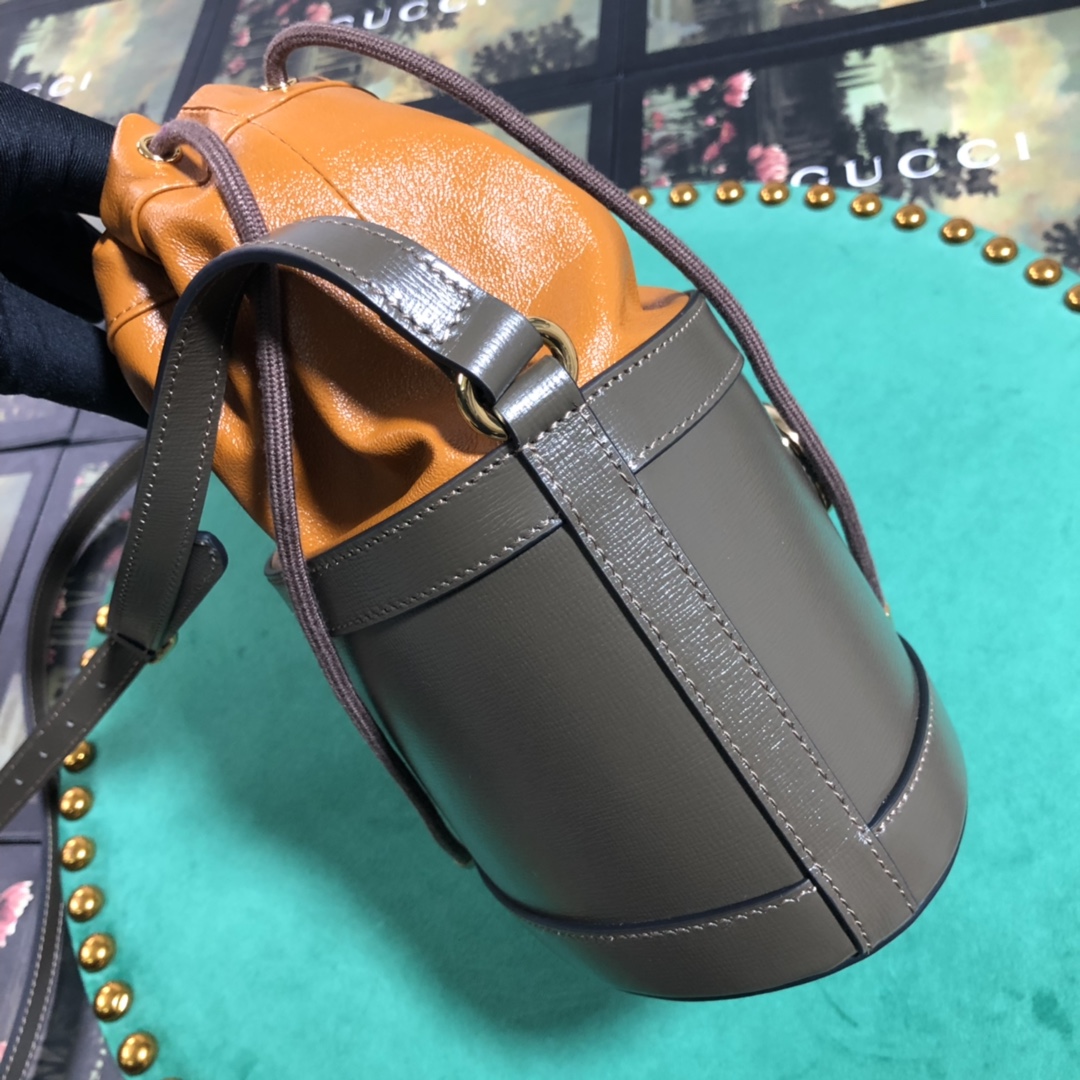602118 Gucci 1955 Horsebit bucket bag