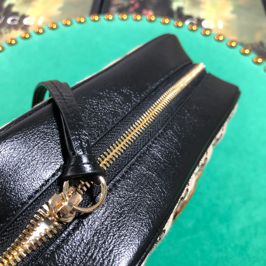 447632 GG Marmont small shoulder bag, Gucci Handbag