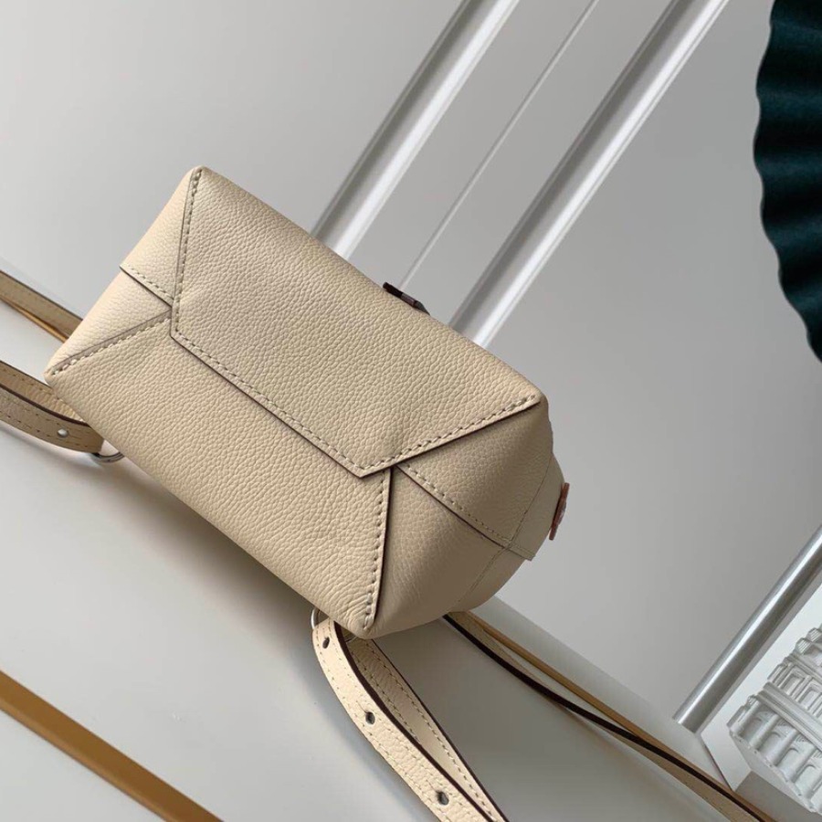 M53195 LOCKME BACKPACK MINI, LOUIS VUITTON LV