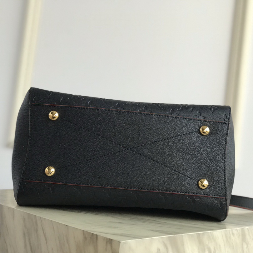 M42746, LOUIS VUITTON LV, MONTAIGNE MM For the dynamic businesswoman