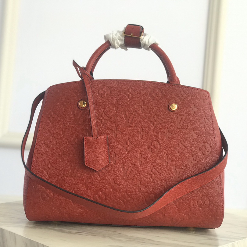 M41194, LOUIS VUITTON LV, MONTAIGNE MM For the dynamic businesswoman