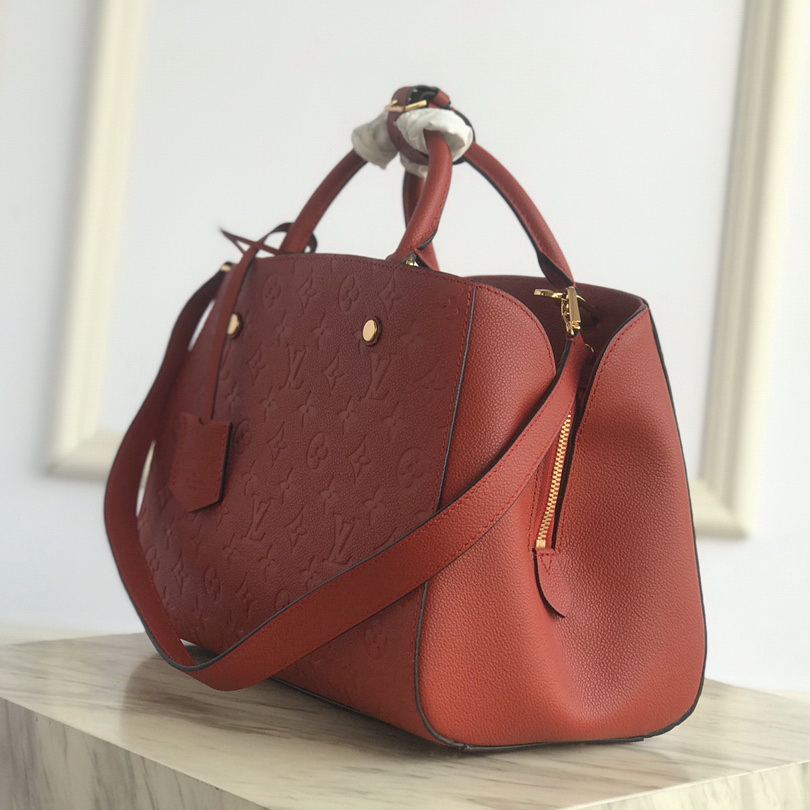 M41194, LOUIS VUITTON LV, MONTAIGNE MM For the dynamic businesswoman