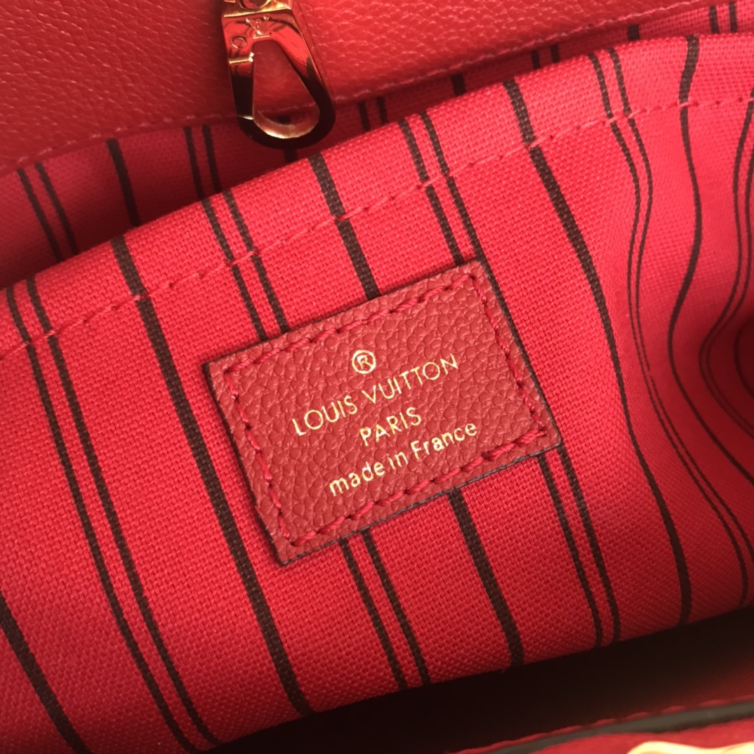 M41194, LOUIS VUITTON LV, MONTAIGNE MM For the dynamic businesswoman
