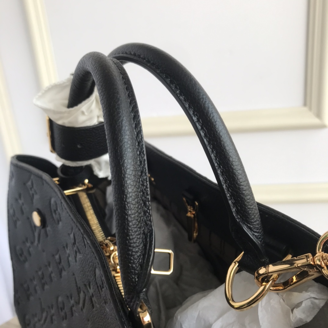 M41048, LOUIS VUITTON LV, MONTAIGNE MM For the dynamic businesswoman