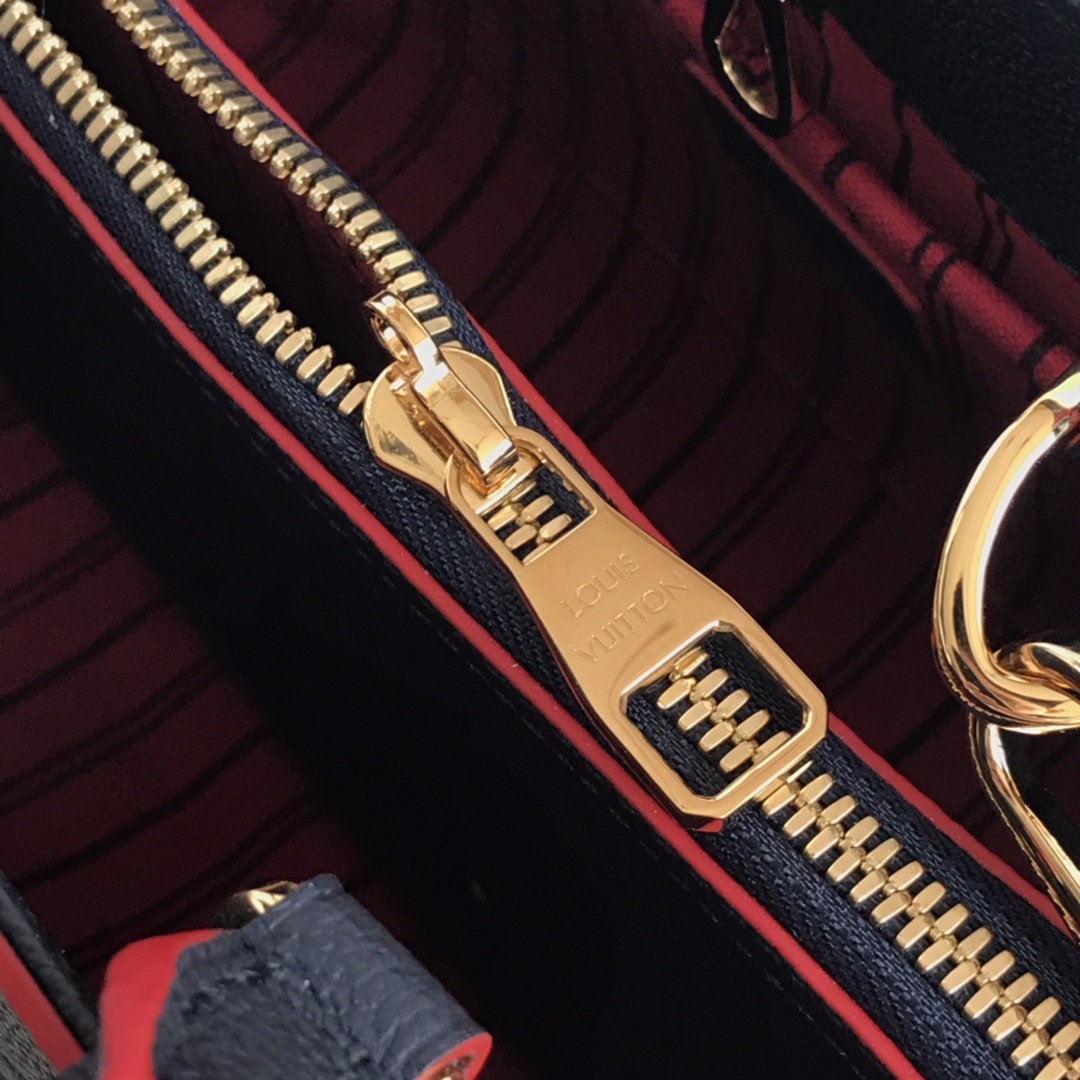 M42747, LOUIS VUITTON LV, MONTAIGNE BB For the dynamic businesswoman