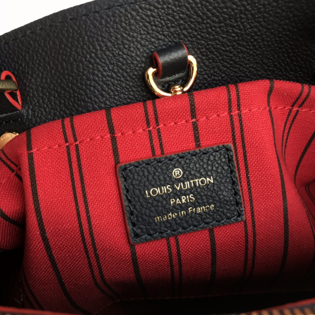 M42747, LOUIS VUITTON LV, MONTAIGNE BB For the dynamic businesswoman