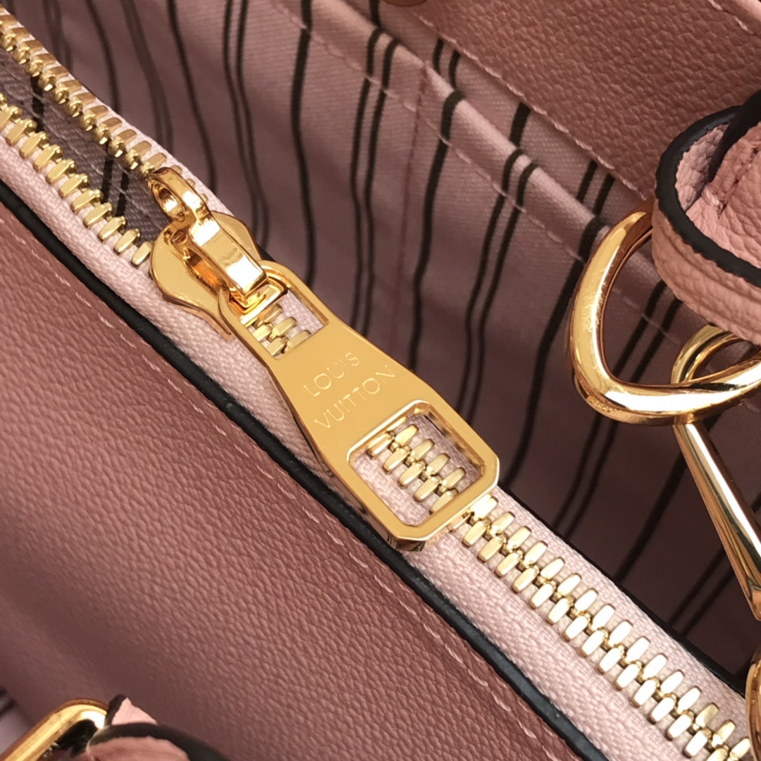 M44123, LOUIS VUITTON LV, MONTAIGNE BB For the dynamic businesswoman