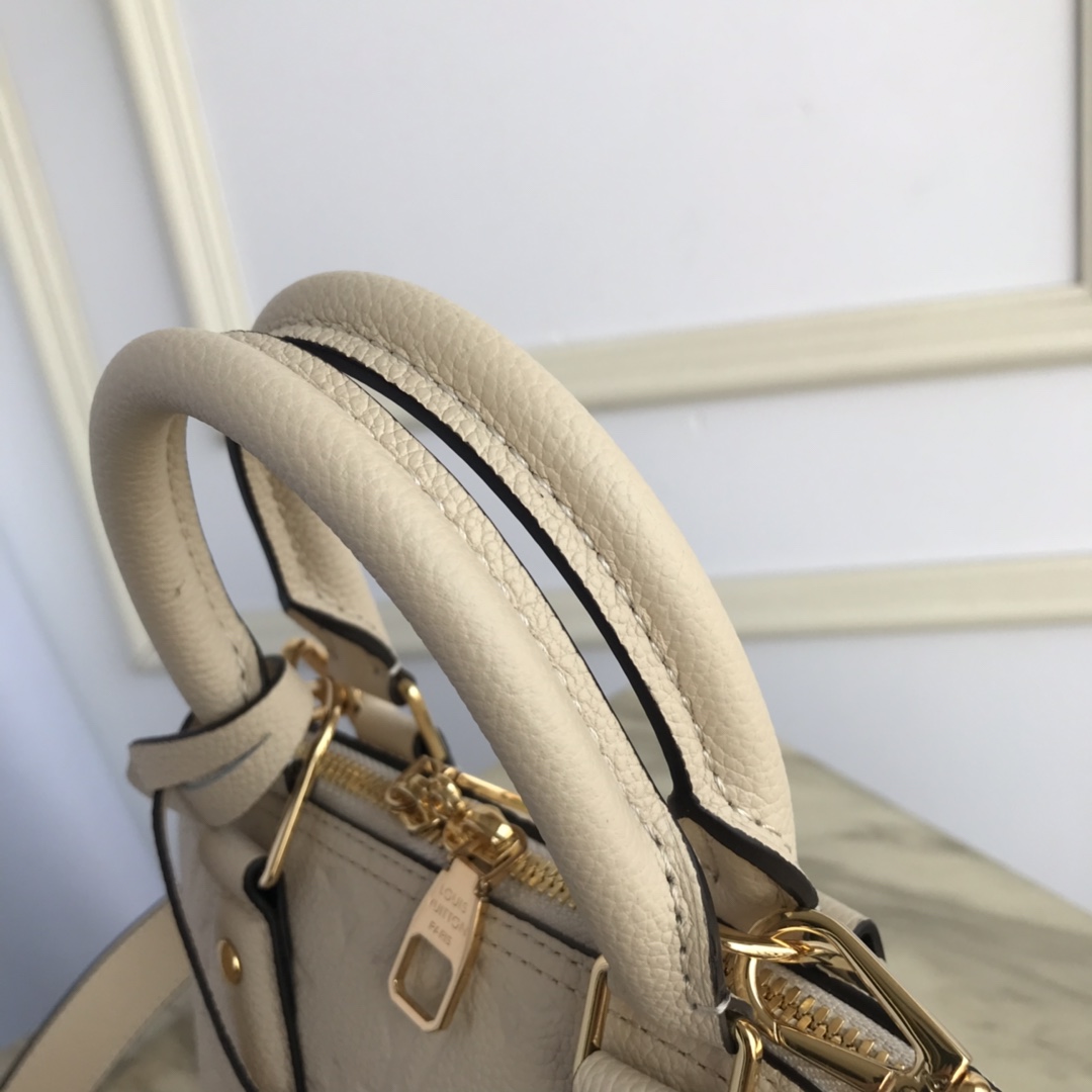 M44858 NEO ALMA BB, LOUIS VUITTON LV Top Handles