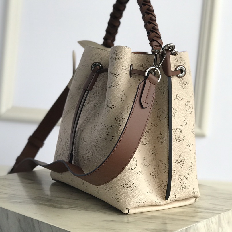 M55801 MURIA Leather Bucket Bag, Crossbody Purse | LOUIS VUITTON