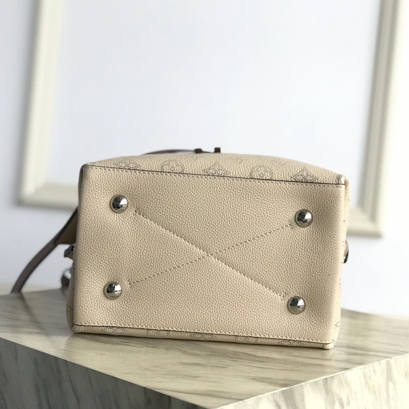 M55801 MURIA Leather Bucket Bag, Crossbody Purse | LOUIS VUITTON