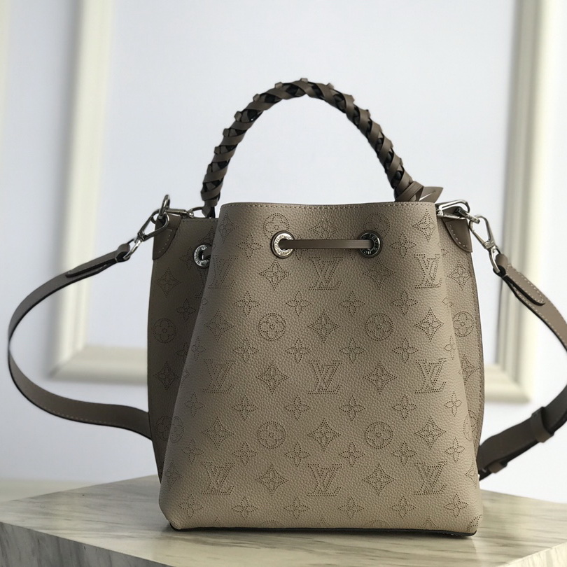M55799 MURIA Leather Bucket Bag, Crossbody Purse | LOUIS VUITTON