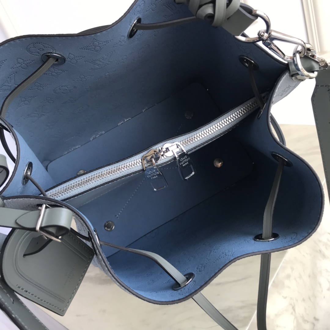 M55906 MURIA Leather Bucket Bag, Crossbody Purse | LOUIS VUITTON