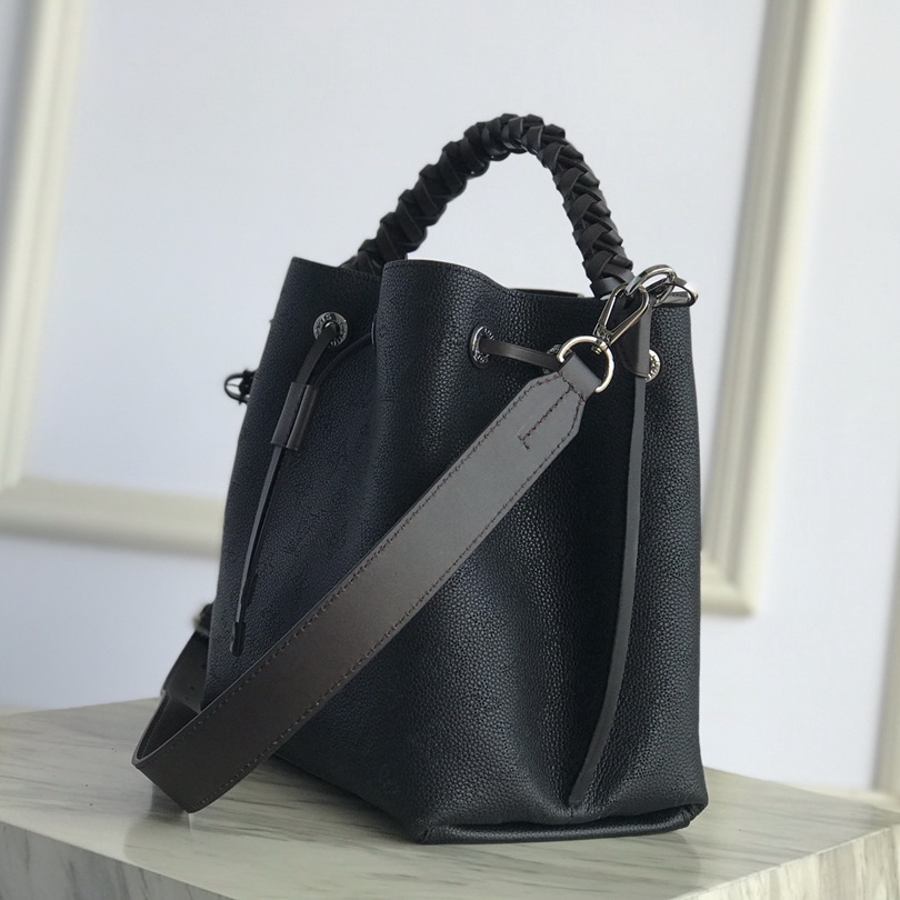 M55800 MURIA Leather Bucket Bag, Crossbody Purse | LOUIS VUITTON