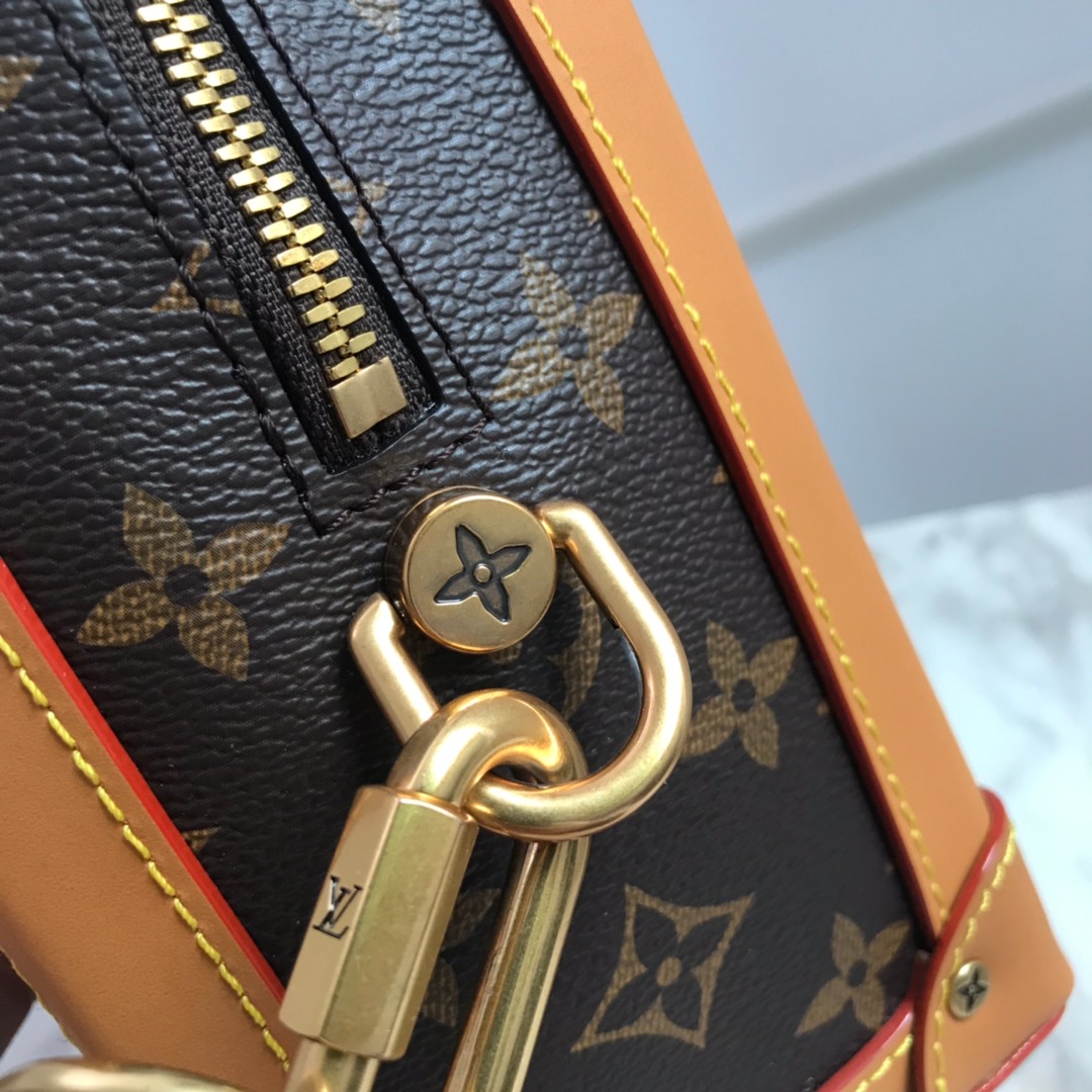 M44660 SOFT TRUNK, Louis Vuitton LV