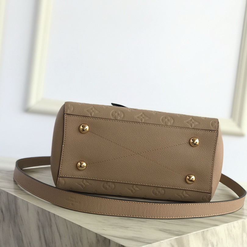 M44160, LOUIS VUITTON LV, MONTAIGNE BB For the dynamic businesswoman