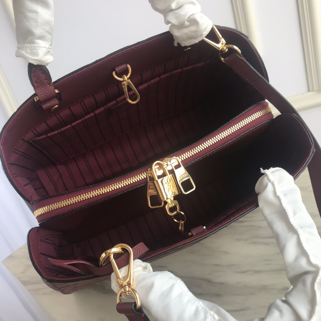 M43258, LOUIS VUITTON LV, MONTAIGNE MM For the dynamic businesswoman