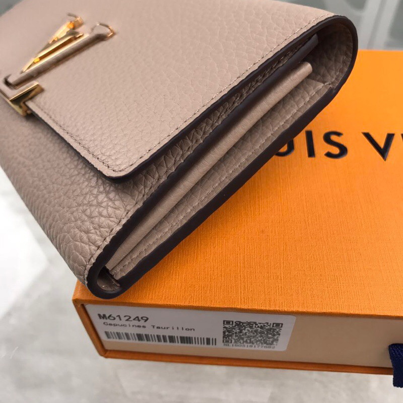 M61249 CAPUCINES WALLET, LOUIS VUITTON WALLETS