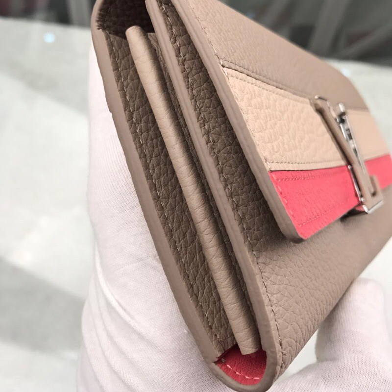 M61249 CAPUCINES WALLET, LOUIS VUITTON WALLETS