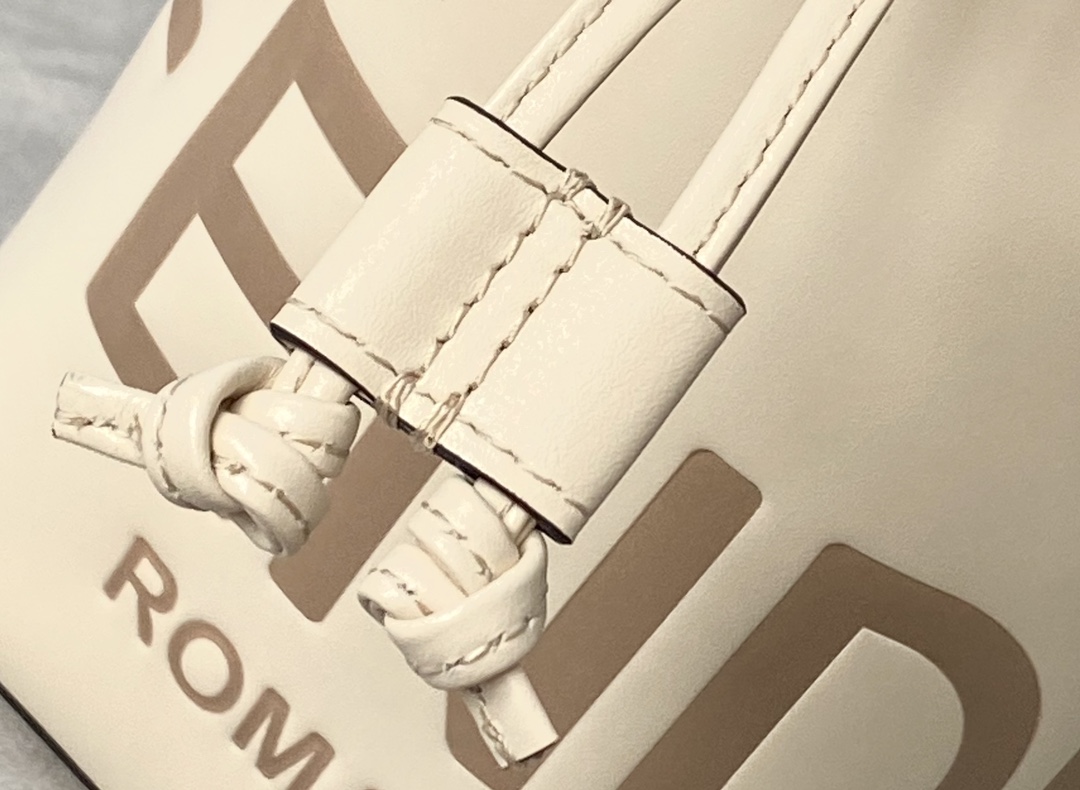 MON TRESOR, Fendi leather mini-bag