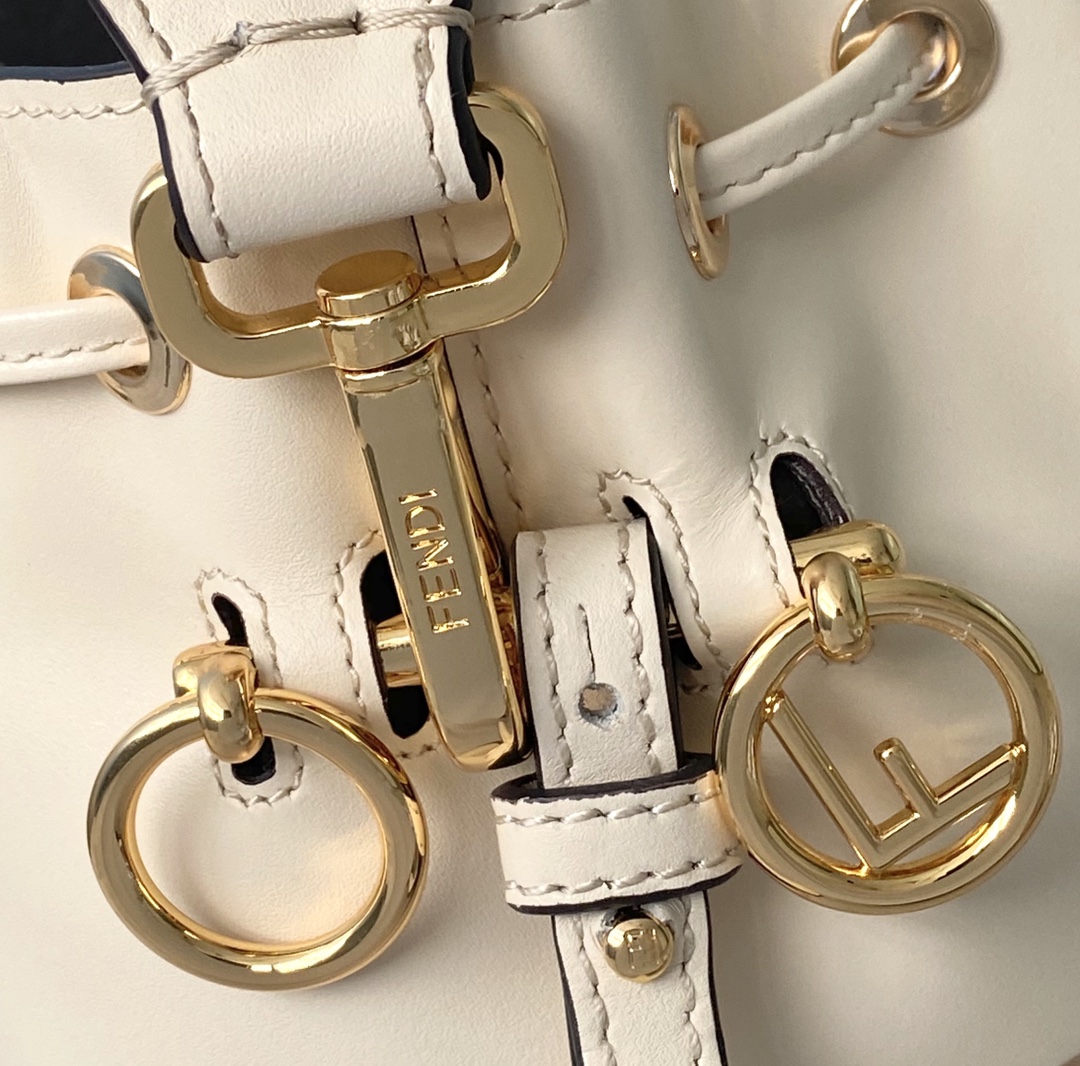 MON TRESOR, Fendi leather mini-bag