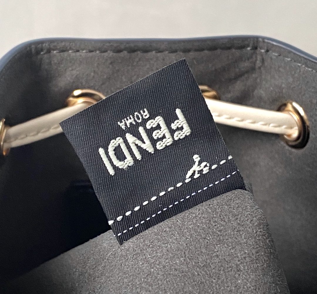 MON TRESOR, Fendi leather mini-bag