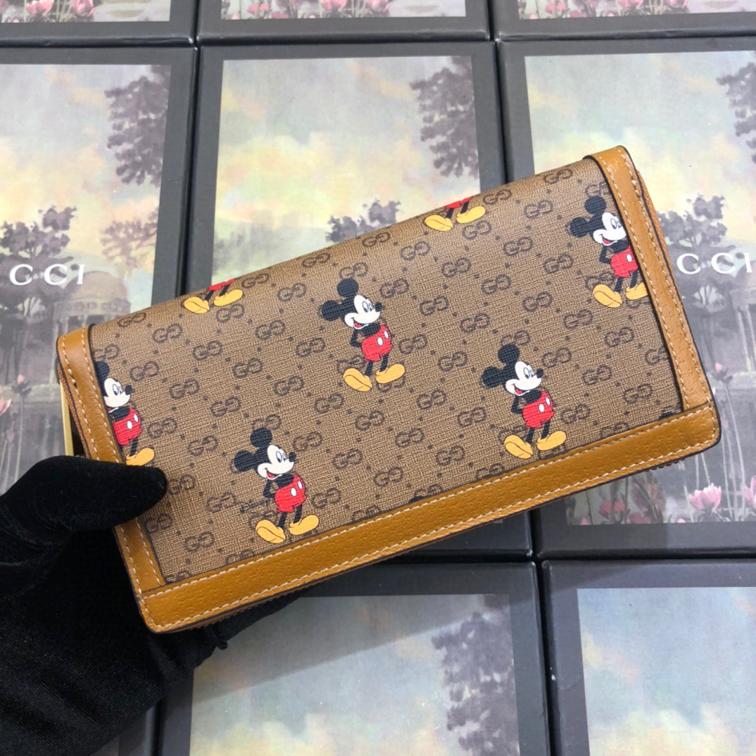 ‎602532 Disney x Gucci zip around wallet