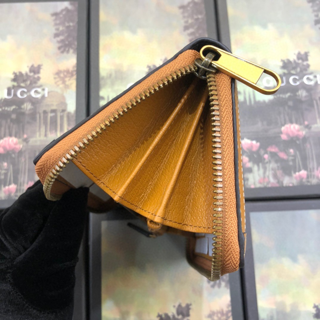 ‎602532 Disney x Gucci zip around wallet