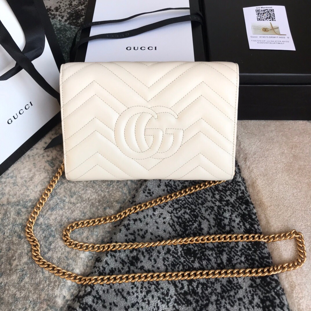 474575 Gucci GG Marmont matelassé mini bag