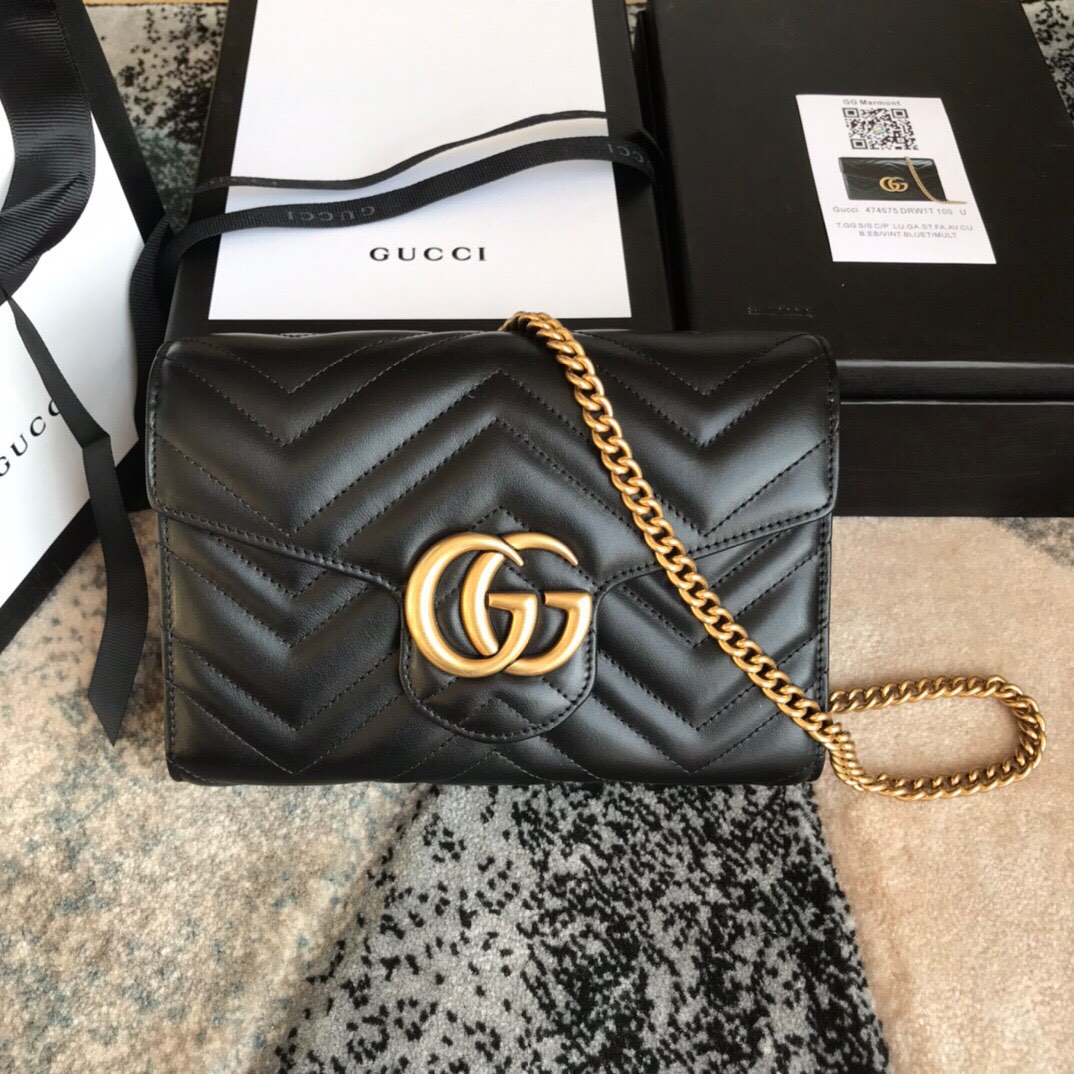 474575 Gucci GG Marmont matelassé mini bag