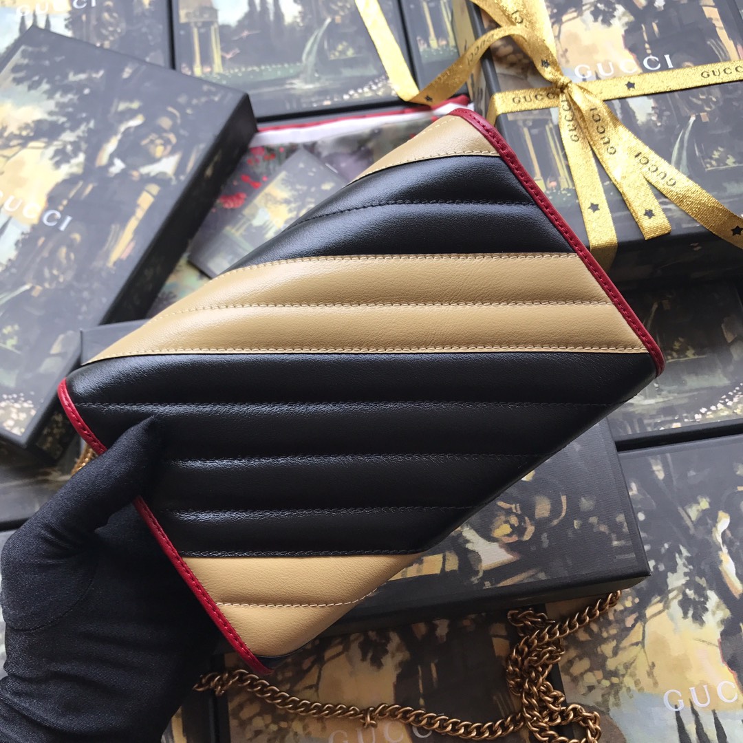 573807 Gucci GG Marmont matelassé mini bag