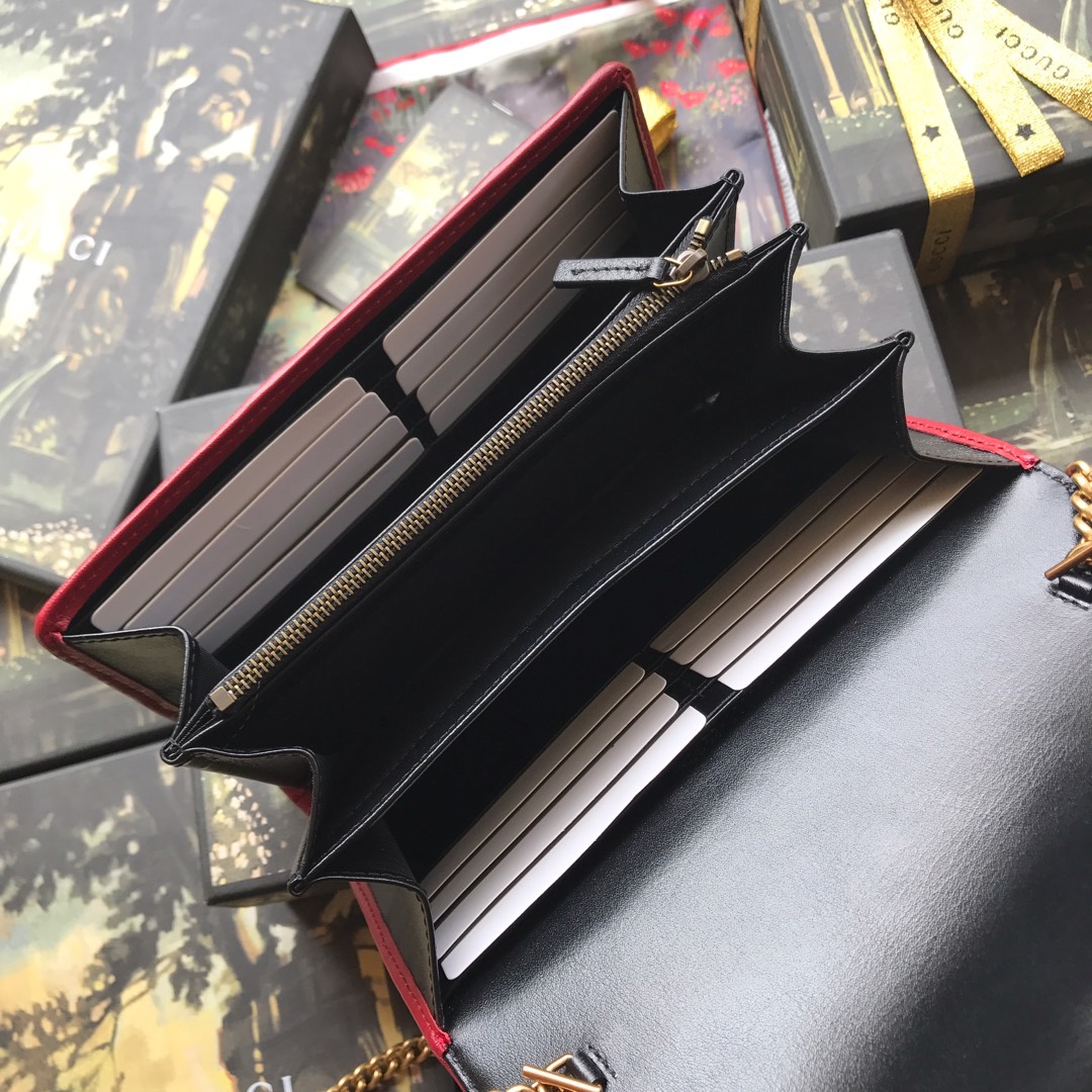 573807 Gucci GG Marmont matelassé mini bag