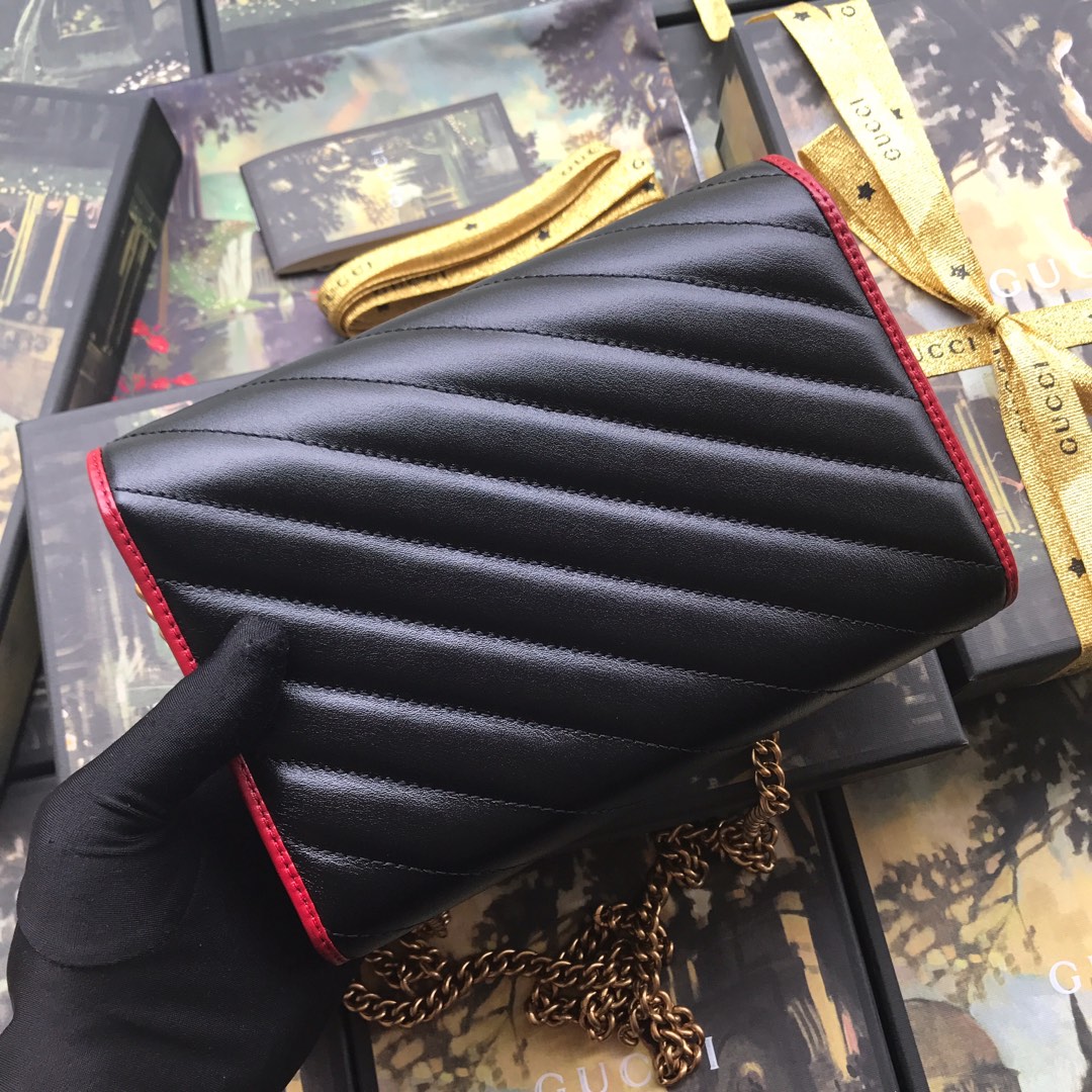 573807 Gucci GG Marmont matelassé mini bag