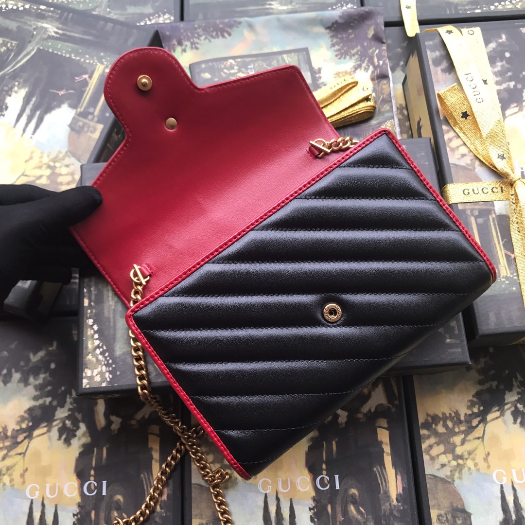 573807 Gucci GG Marmont matelassé mini bag